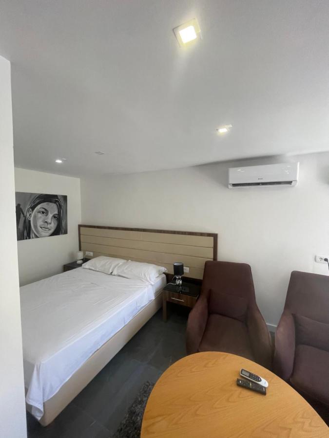 M House Bed and Breakfast Dubrovnik Exteriör bild